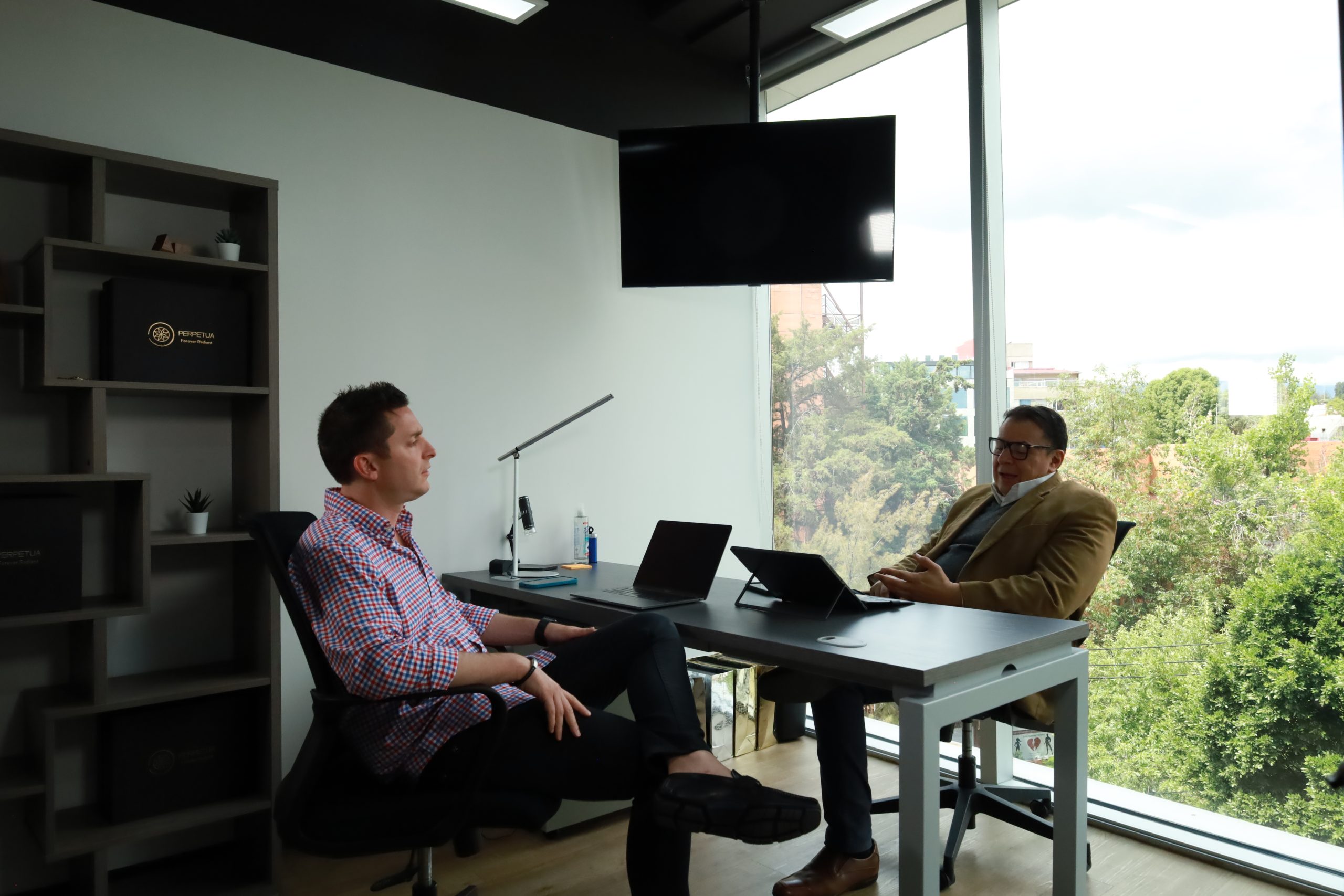 La transformación digital en el sector empresarial: claves para la adopción exitosa